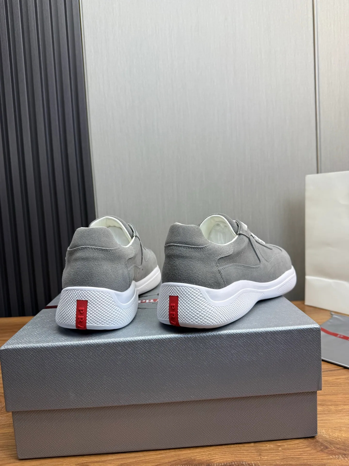 Men's shoes 💰540💰 [PRADA] Men's shoes are popular in the counter, official website is synchronized, 1 high-quality shipment ✔️Original frosted cowhide + cowhide lining, 1🆚1 replica, original sole, 38-45 (45 customized, non-refundable)